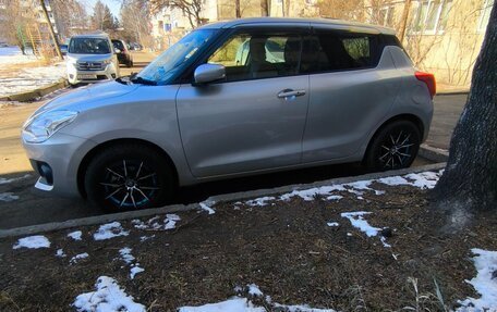 Suzuki Swift V, 2018 год, 1 100 000 рублей, 3 фотография