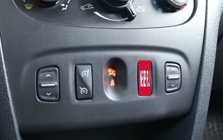 Renault Logan II, 2014 год, 699 000 рублей, 17 фотография