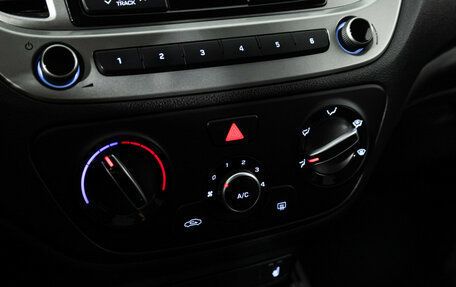 Hyundai Solaris II рестайлинг, 2021 год, 1 649 700 рублей, 15 фотография