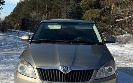 Skoda Fabia II, 2013 год, 582 000 рублей, 2 фотография