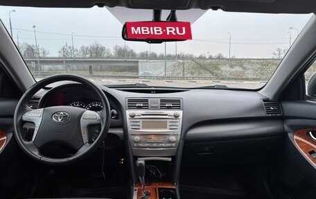 Toyota Camry, 2010 год, 1 500 000 рублей, 10 фотография