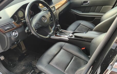 Mercedes-Benz E-Класс, 2010 год, 1 700 000 рублей, 7 фотография