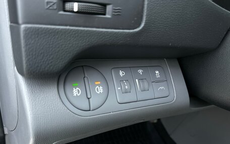 Hyundai H-1 II рестайлинг, 2018 год, 3 790 000 рублей, 7 фотография