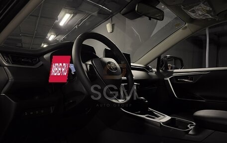 Toyota RAV4, 2025 год, 5 990 000 рублей, 10 фотография