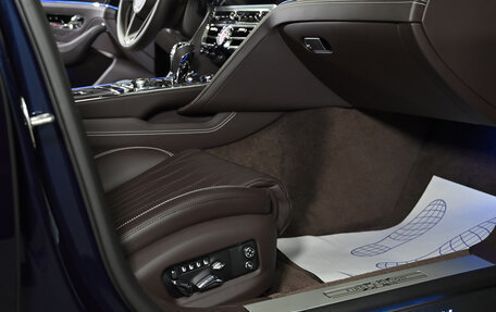 Bentley Flying Spur, 2020 год, 22 000 000 рублей, 30 фотография