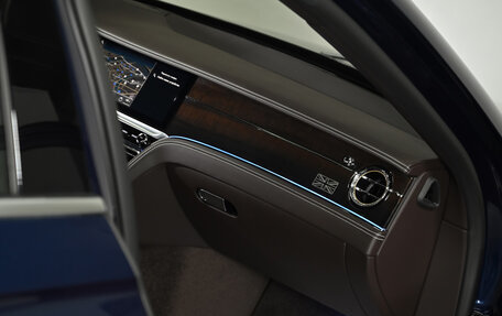 Bentley Flying Spur, 2020 год, 22 000 000 рублей, 29 фотография