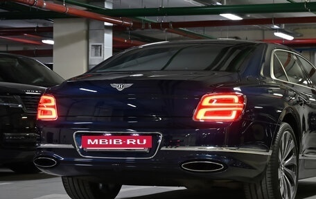 Bentley Flying Spur, 2020 год, 22 000 000 рублей, 6 фотография