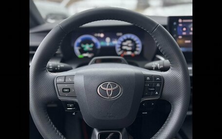 Toyota Camry, 2025 год, 4 290 000 рублей, 15 фотография