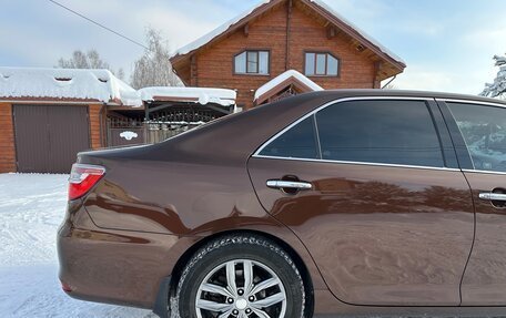 Toyota Camry, 2017 год, 2 190 000 рублей, 14 фотография