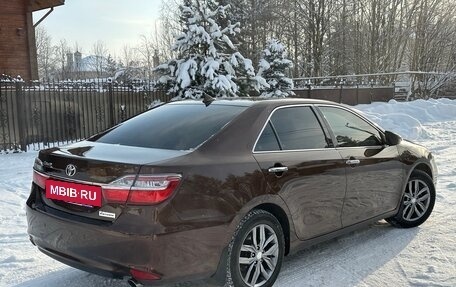 Toyota Camry, 2017 год, 2 190 000 рублей, 13 фотография