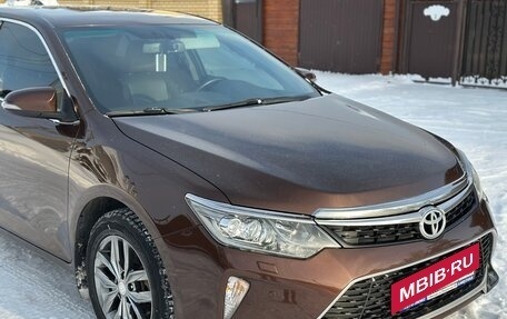 Toyota Camry, 2017 год, 2 190 000 рублей, 19 фотография