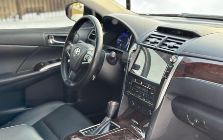 Toyota Camry, 2017 год, 2 190 000 рублей, 27 фотография