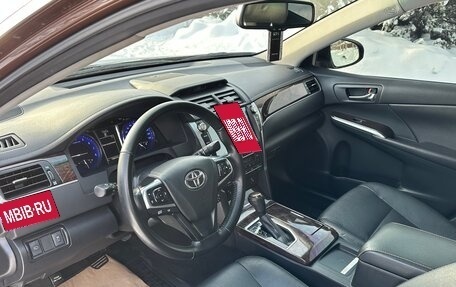 Toyota Camry, 2017 год, 2 190 000 рублей, 23 фотография