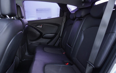 Hyundai ix35 I рестайлинг, 2013 год, 1 382 000 рублей, 22 фотография