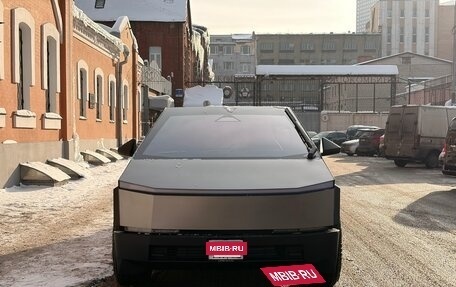 Tesla Cybertruck, 2024 год, 16 700 000 рублей, 2 фотография