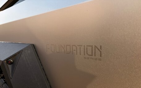 Tesla Cybertruck, 2024 год, 16 700 000 рублей, 22 фотография