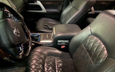 Toyota Land Cruiser 200, 2018 год, 9 000 000 рублей, 9 фотография