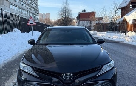 Toyota Camry, 2021 год, 3 400 000 рублей, 1 фотография