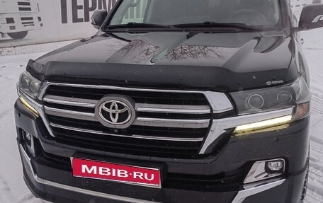 Toyota Land Cruiser 200, 2019 год, 6 800 000 рублей, 1 фотография