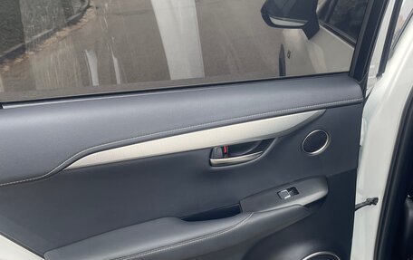 Lexus NX I, 2019 год, 3 850 000 рублей, 4 фотография