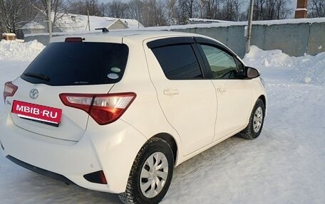 Toyota Vitz, 2017 год, 1 096 000 рублей, 3 фотография