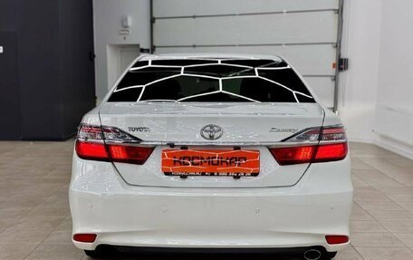 Toyota Camry, 2016 год, 1 690 000 рублей, 10 фотография