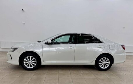 Toyota Camry, 2016 год, 1 690 000 рублей, 6 фотография