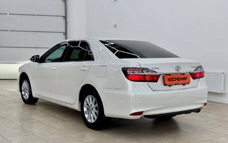 Toyota Camry, 2016 год, 1 690 000 рублей, 7 фотография