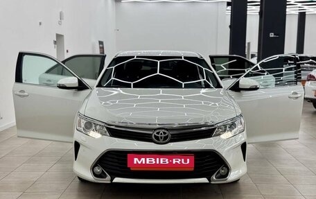 Toyota Camry, 2016 год, 1 690 000 рублей, 3 фотография