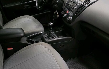 KIA cee'd I рестайлинг, 2008 год, 249 000 рублей, 9 фотография