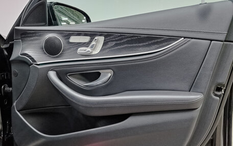 Mercedes-Benz E-Класс, 2018 год, 4 811 500 рублей, 22 фотография