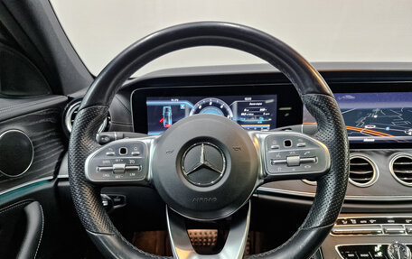 Mercedes-Benz E-Класс, 2018 год, 4 811 500 рублей, 20 фотография