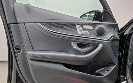 Mercedes-Benz E-Класс, 2018 год, 4 811 500 рублей, 18 фотография