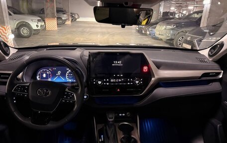 Toyota Highlander, 2025 год, 5 350 000 рублей, 10 фотография