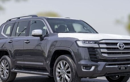 Toyota Land Cruiser, 2025 год, 12 300 000 рублей, 3 фотография