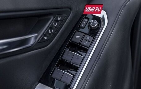 Toyota Land Cruiser, 2025 год, 12 300 000 рублей, 17 фотография