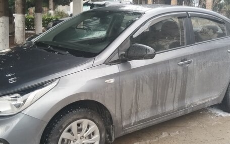 Hyundai Solaris II рестайлинг, 2018 год, 1 400 000 рублей, 10 фотография