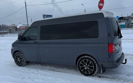 Volkswagen Transporter T5 рестайлинг, 2013 год, 2 000 000 рублей, 3 фотография