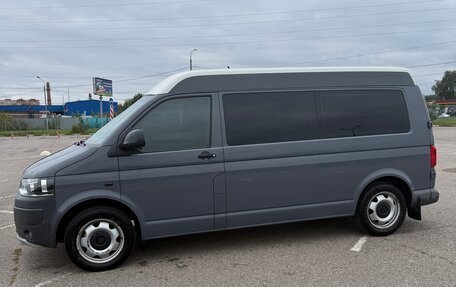 Volkswagen Transporter T5 рестайлинг, 2013 год, 2 000 000 рублей, 8 фотография