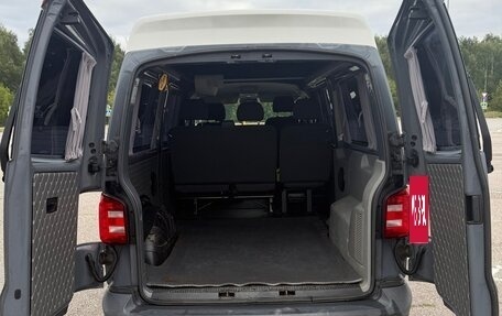 Volkswagen Transporter T5 рестайлинг, 2013 год, 2 000 000 рублей, 9 фотография