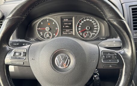 Volkswagen Transporter T5 рестайлинг, 2013 год, 2 000 000 рублей, 14 фотография