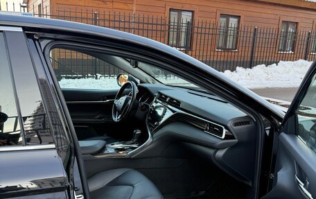 Toyota Camry, 2021 год, 3 400 000 рублей, 8 фотография