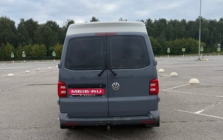 Volkswagen Transporter T5 рестайлинг, 2013 год, 2 000 000 рублей, 6 фотография