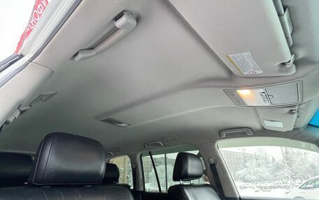 Toyota Land Cruiser 200, 2012 год, 3 200 000 рублей, 9 фотография