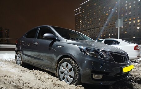 KIA Rio III рестайлинг, 2015 год, 967 000 рублей, 10 фотография