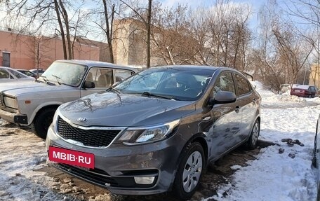 KIA Rio III рестайлинг, 2015 год, 967 000 рублей, 2 фотография