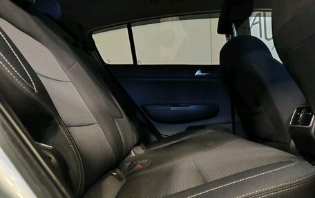 KIA Sportage IV рестайлинг, 2020 год, 2 049 000 рублей, 13 фотография