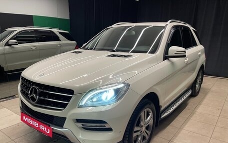 Mercedes-Benz M-Класс, 2012 год, 2 200 000 рублей, 3 фотография