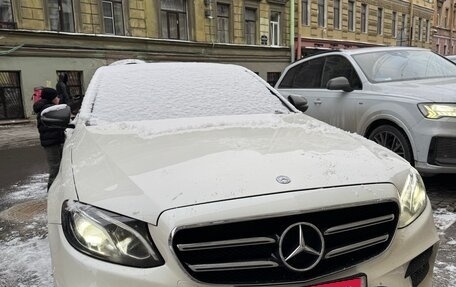 Mercedes-Benz E-Класс, 2016 год, 2 950 000 рублей, 1 фотография