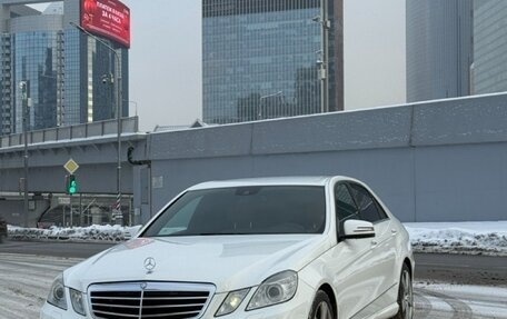 Mercedes-Benz E-Класс, 2012 год, 1 700 000 рублей, 1 фотография